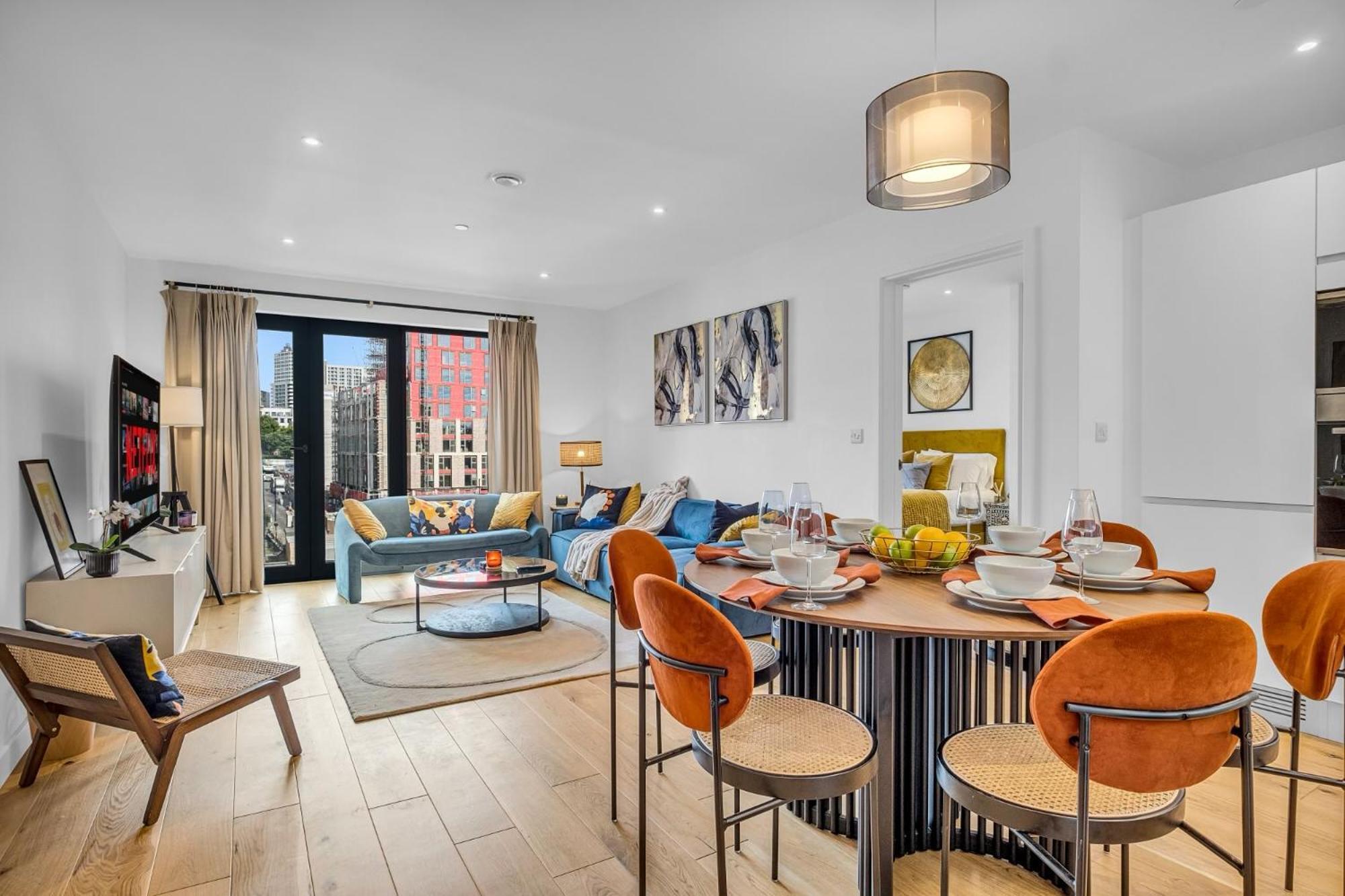 Luxurious & Glamorous Centrally Located 2 Bedroom 2 Bathroom Apartment - Central Birmingham - Secure Parking - Netflix المظهر الخارجي الصورة